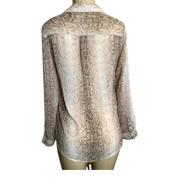 Old Navy Animal Print Size Medium (Preowned) - Picture 2 of 5